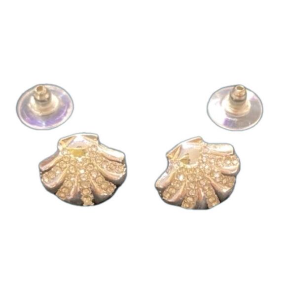 SILVER SEA SHELL EARRINGS WITH CRYSTAL STONES & POST BACK - Picture 1 of 4